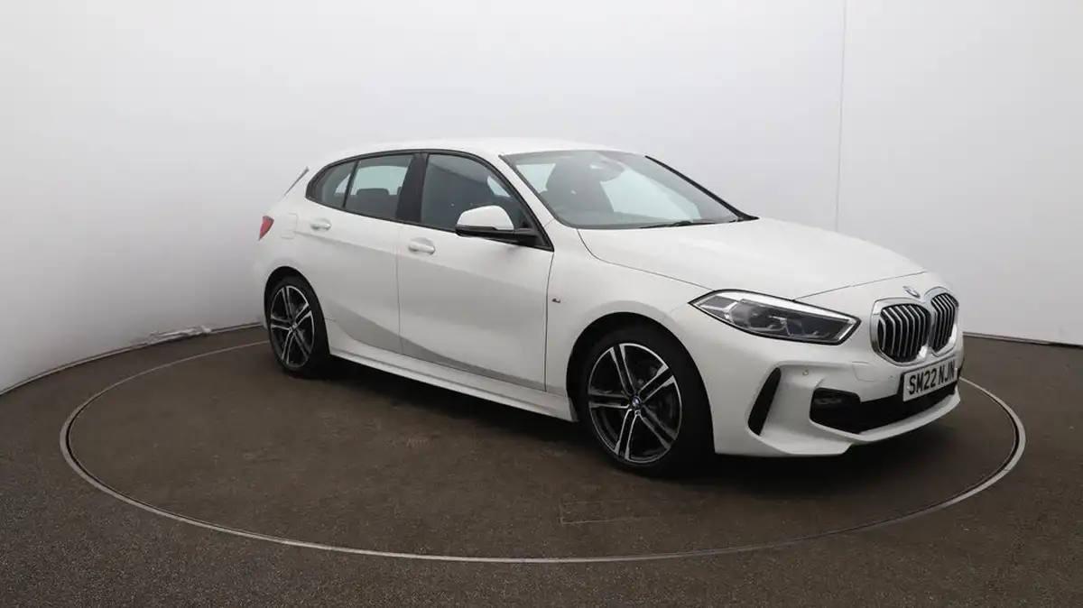 2022-bmw-1-series-15-118i-m-sport-lcp-big-43