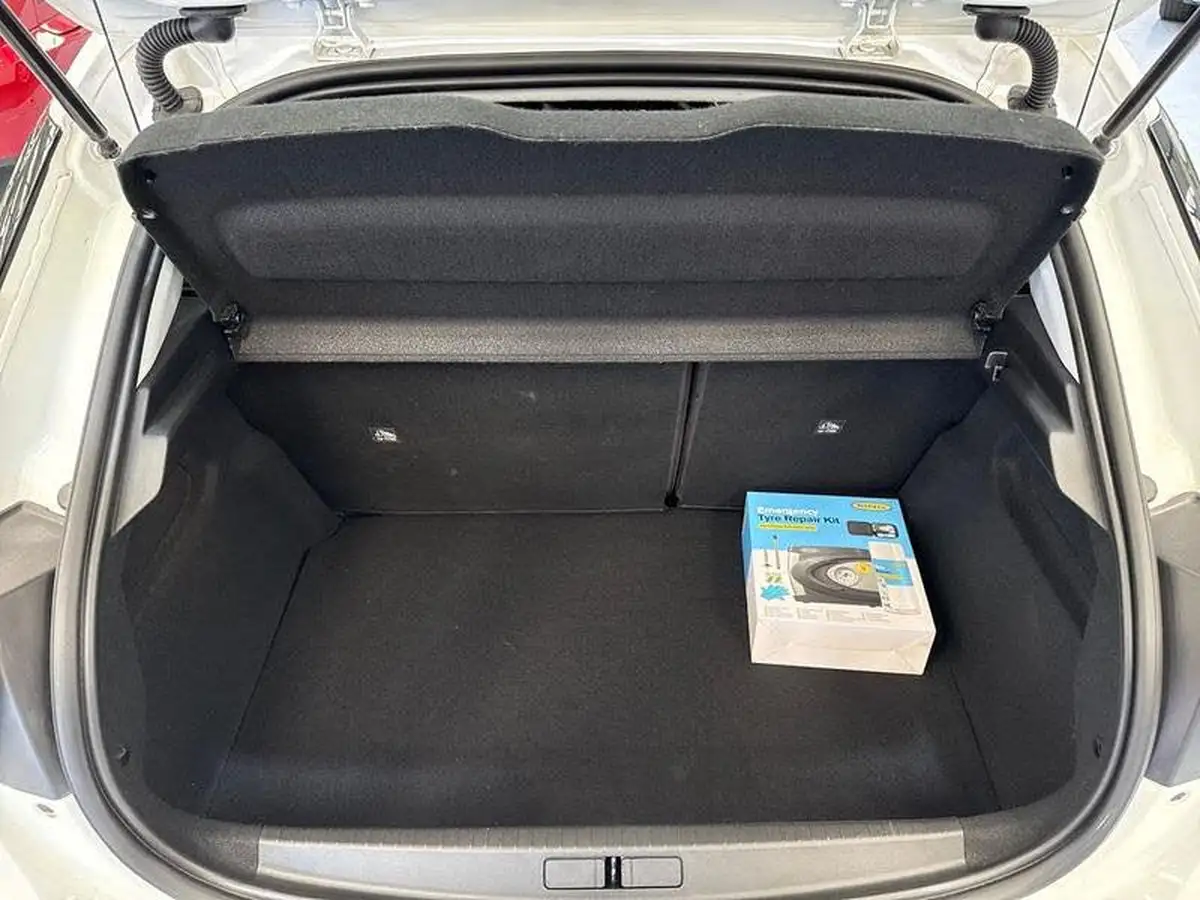 2021-vauxhall-corsa-12i-se-edition-big-8