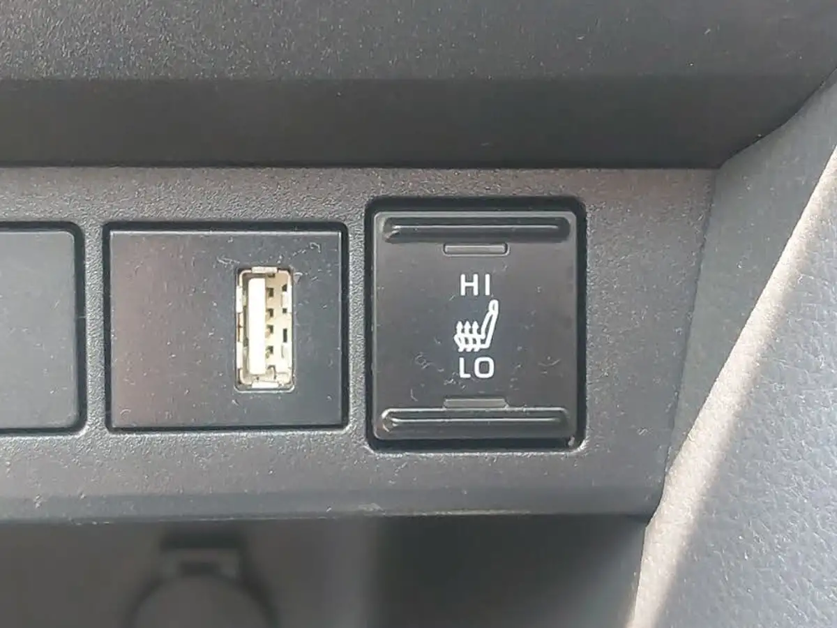 2022-toyota-yaris-cross-15-vvt-i-excel-awd-i-big-15