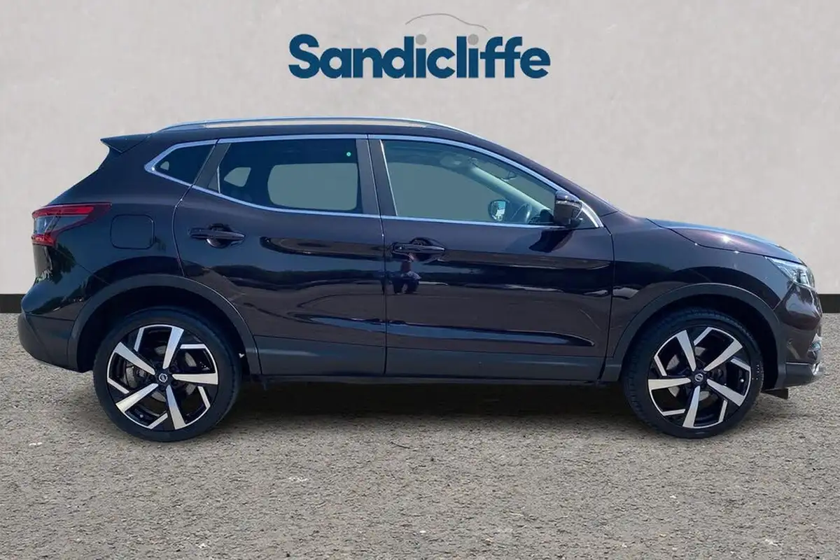 2019-nissan-qashqai-13-dig-t-tekna-140ps-big-2