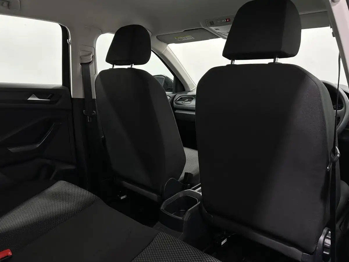 2021-volkswagen-t-roc-20tdi-s-big-31