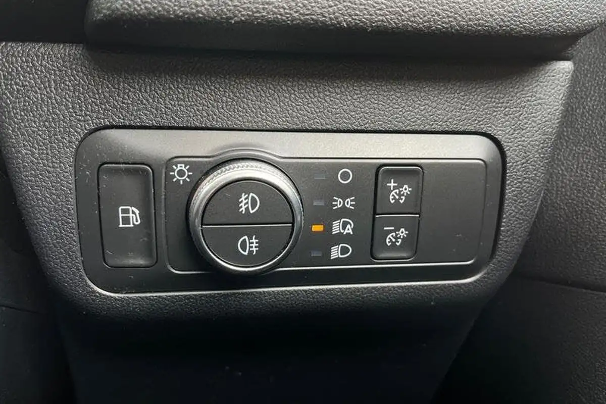 2020-ford-kuga-25t-titanium-first-edition-big-35