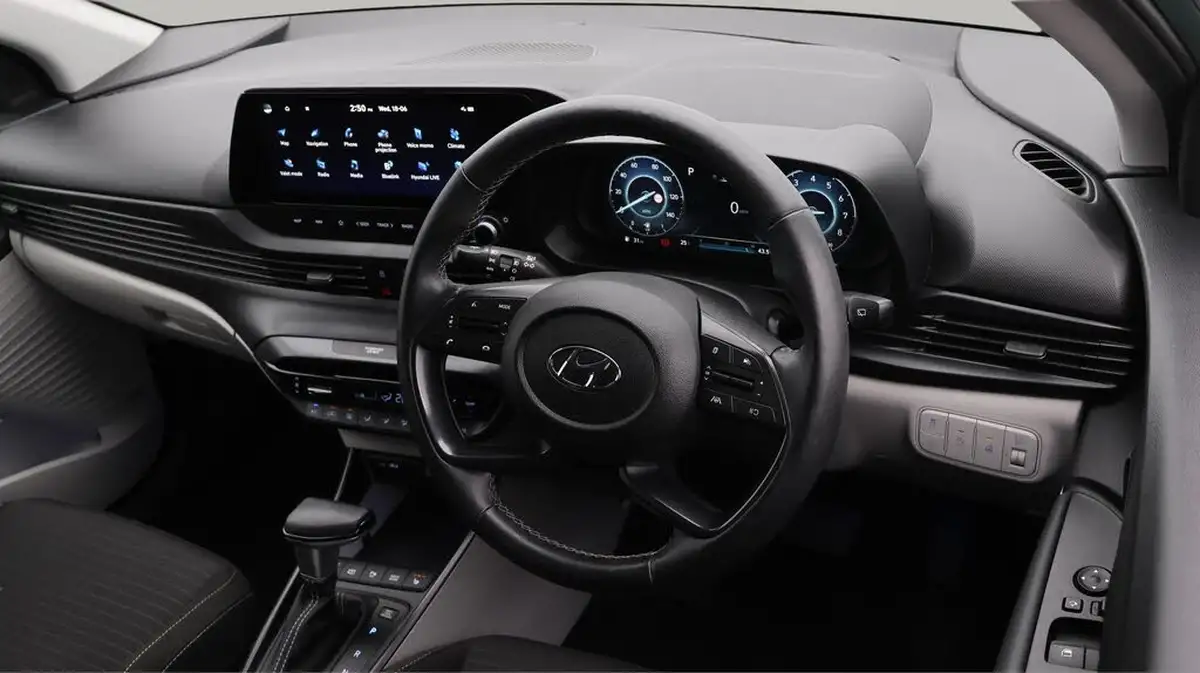 2022-hyundai-i20-10-t-gdi-ultimate-dct-big-9