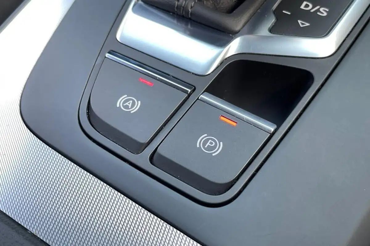 2022-audi-q5-20-45-tfsi-sportback-big-32