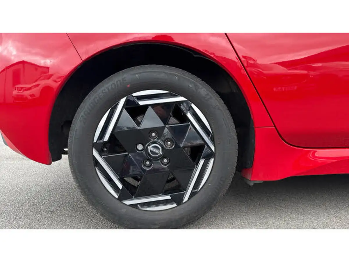 2022-nissan-leaf-e-acenta-39kwh-big-6