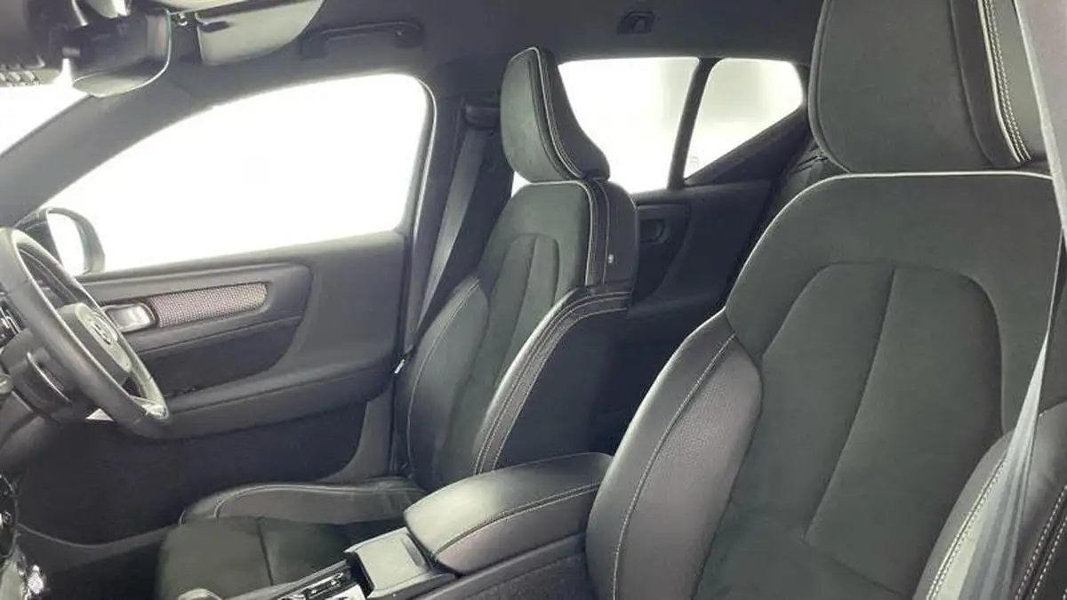 2020-volvo-xc40-20-t4-r-design-pro-awd-big-26