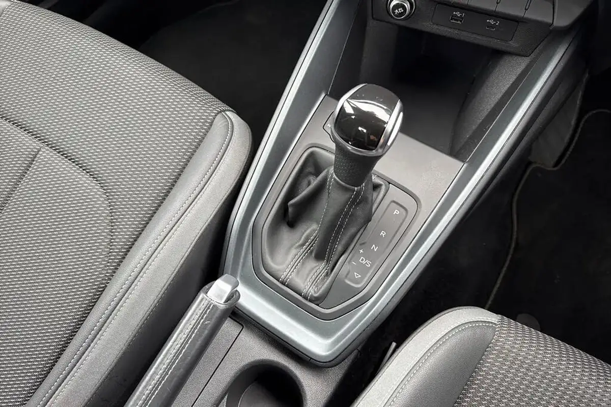 2020-audi-a1-10-30-tfsi-s-line-116ps-tronic-big-22
