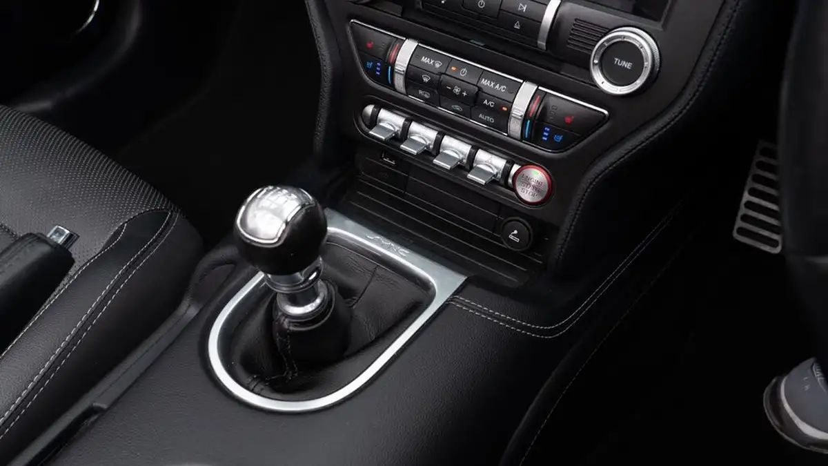 2019-ford-mustang-50-v8-gt-450ps-convertible-big-20