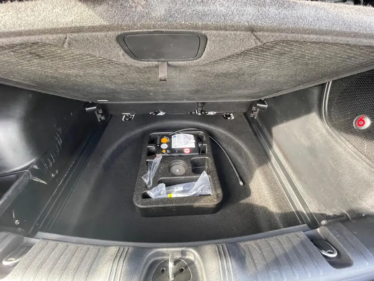 2019-jeep-compass-20multijet-ii-limited-168bhp-auto-big-43