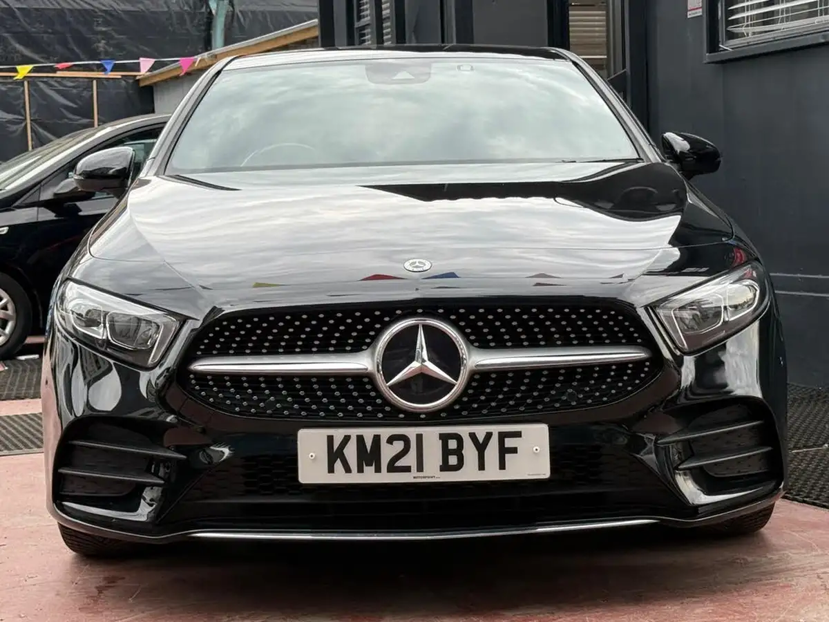 2021-mercedes-benz-a-class-13-a180-amg-line-executive-hatchback-5d-7g-dct-big-24