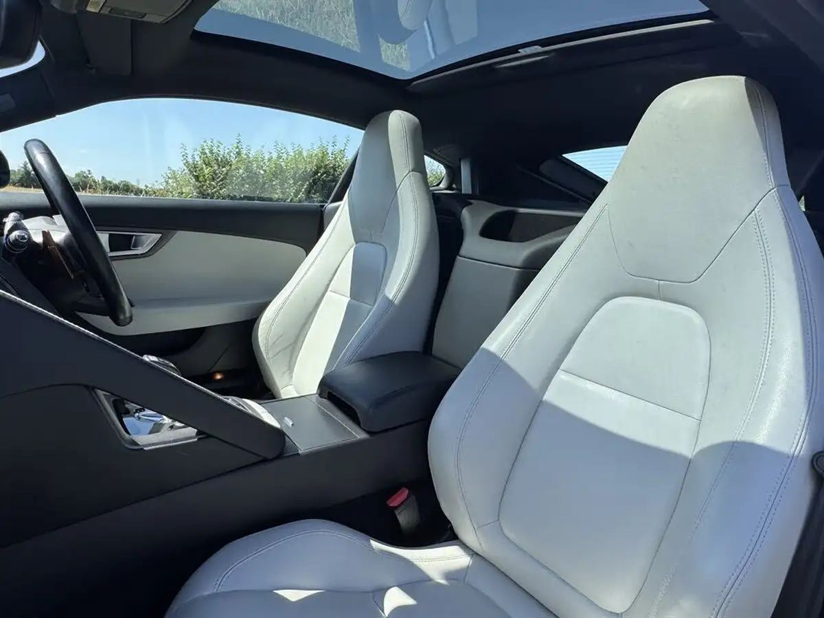 2015-jaguar-f-type-30-s-coupe-quickshift-big-11