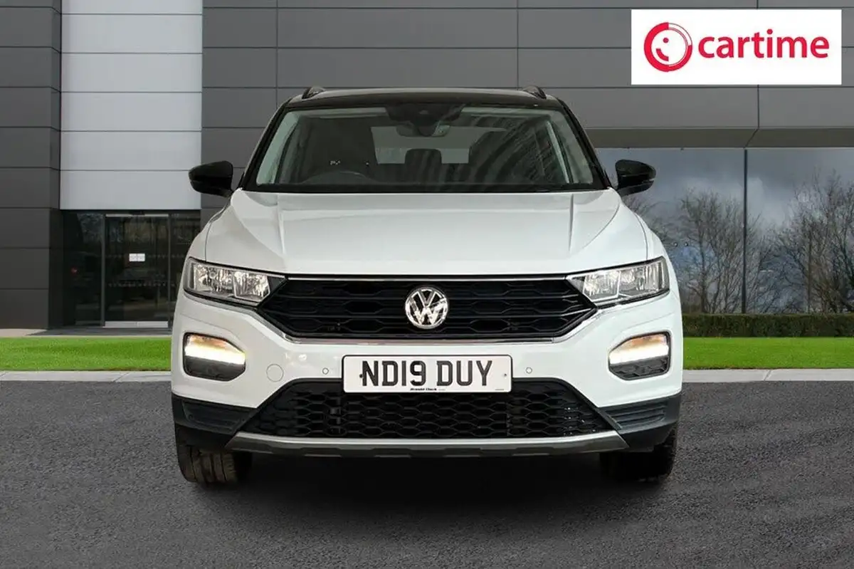 2019-volkswagen-t-roc-10-tsi-design-big-2