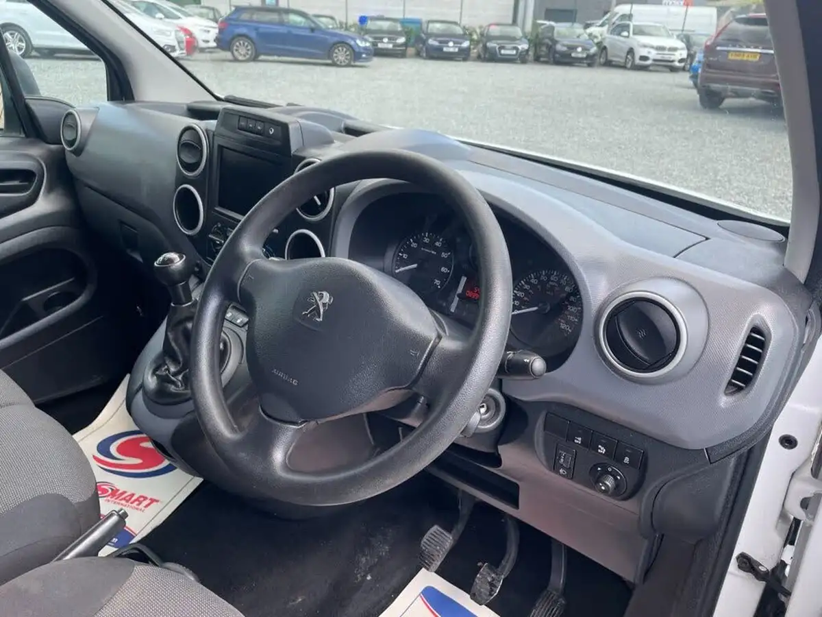 2018-peugeot-partner-16bluehdi-professional-l1-100pseu6-854-big-7