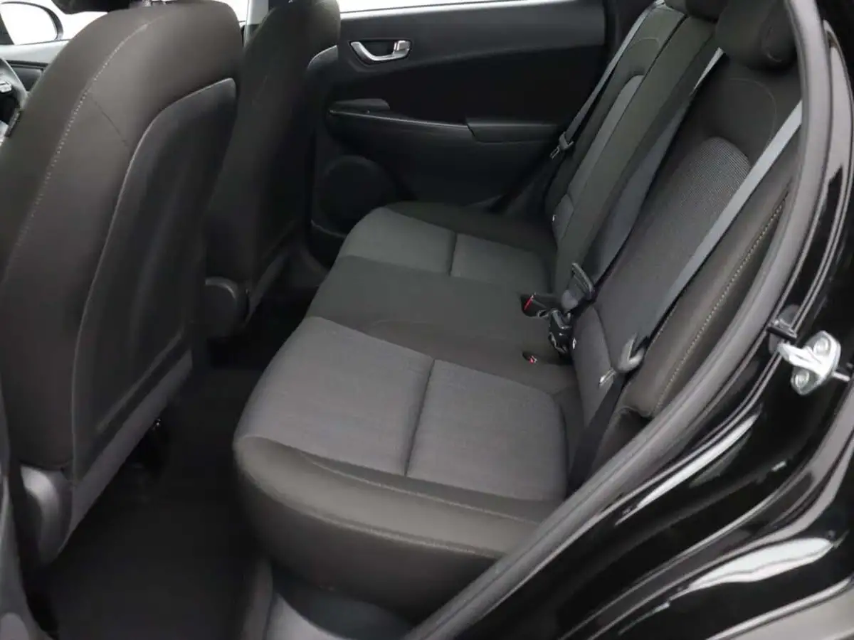 2022-hyundai-kona-10-t-gdi-se-connect-big-16
