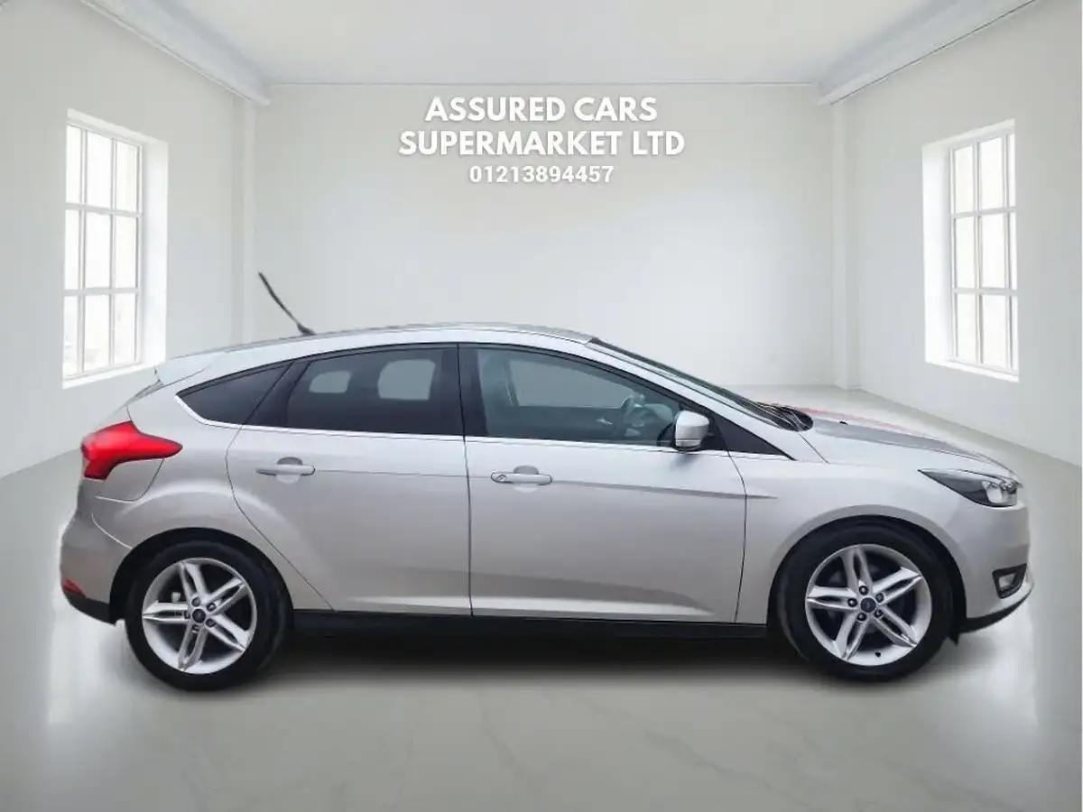 2014-ford-focus-16tdci-zetec-115ps-ss-hatchback-big-5