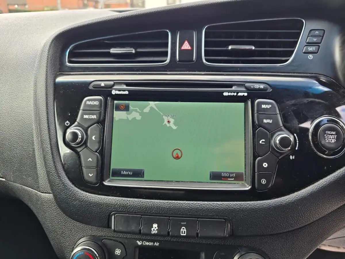 2014-kia-pro-ceed-16-se-dct-big-19