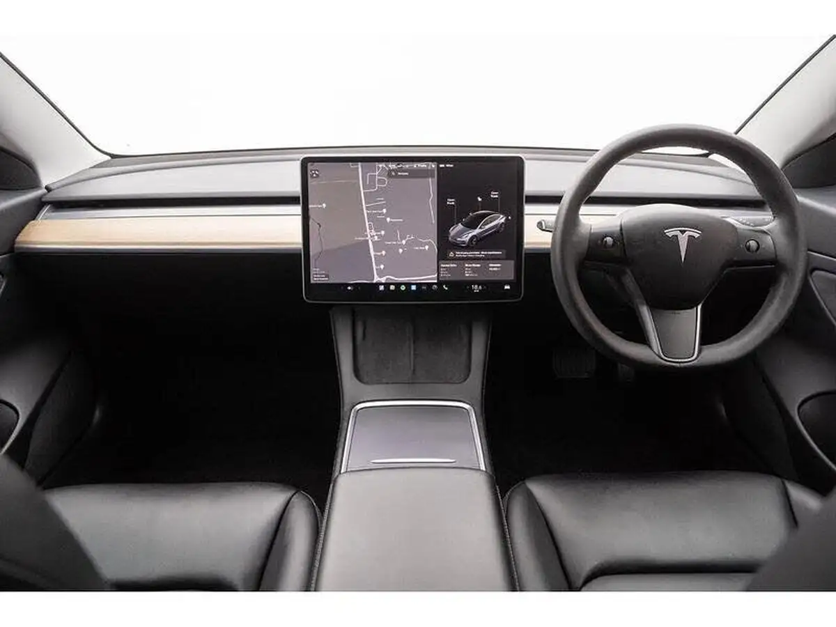 2021-tesla-model-3-e-standard-plus-big-31