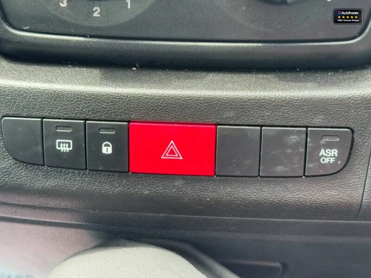 2022-citroen-relay-22bluehdi-35-l3h2-enterprise-panel-big-30