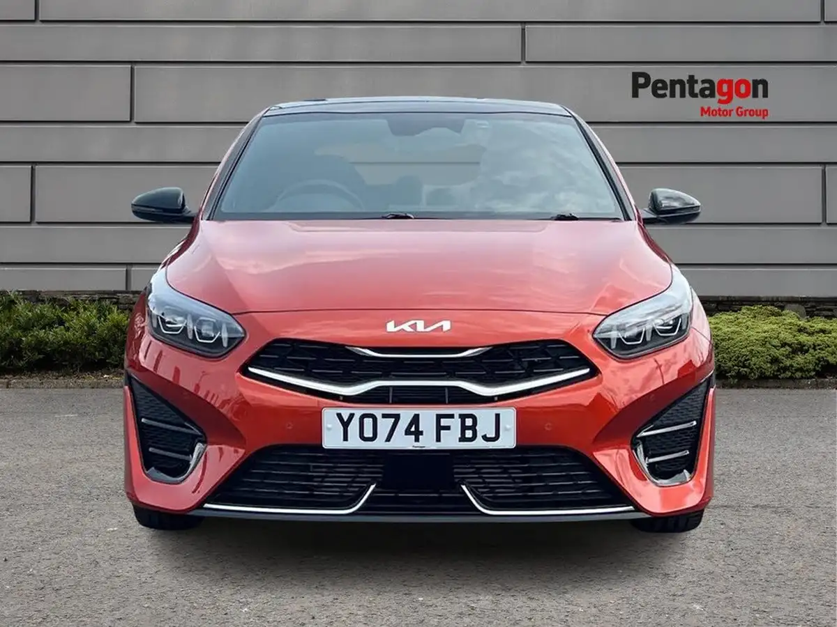 2025-kia-ceed-15-t-gdi-gt-line-s-big-14