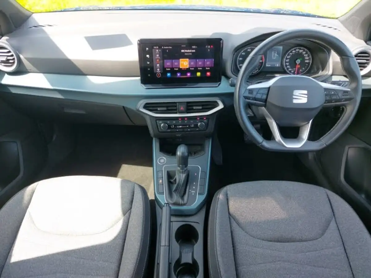 2022-seat-arona-10-tsi-xperience-dsg-big-2