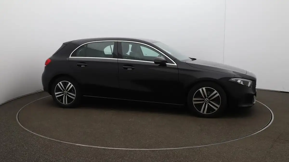 2022-mercedes-benz-a-class-20d-a180d-sport-hatchback-5d-8g-dct-big-47