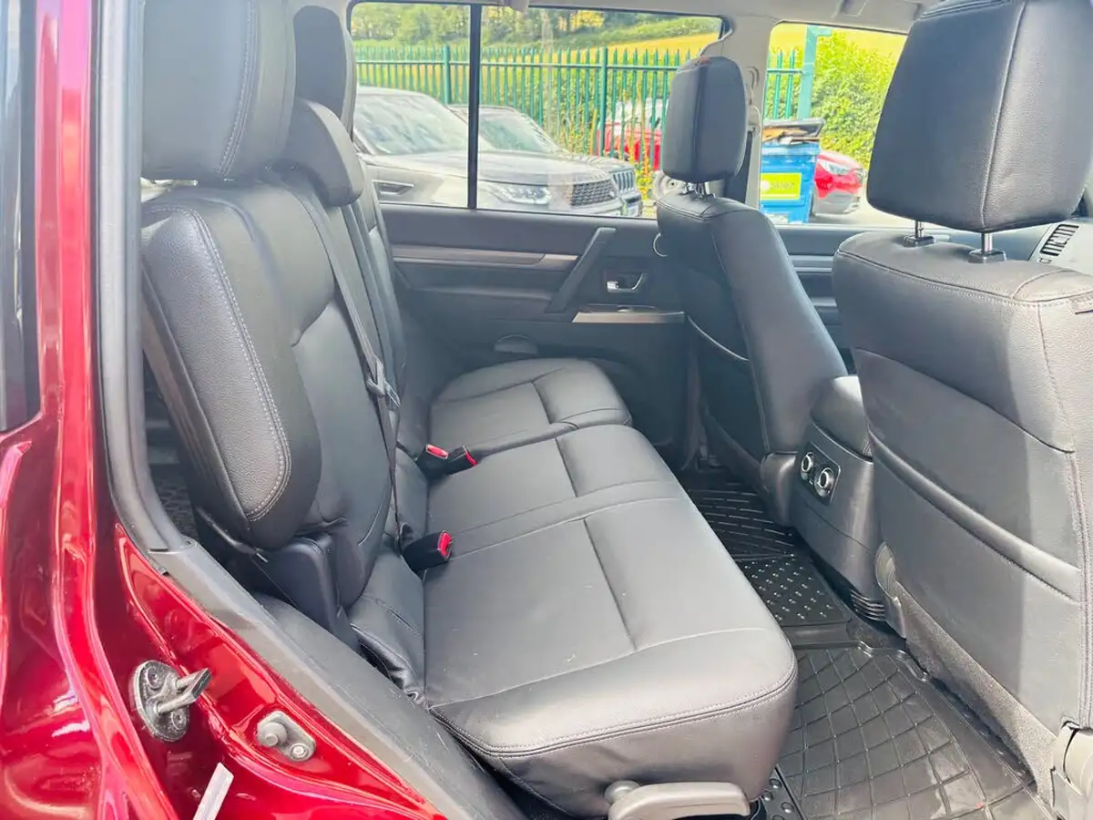 2018-mitsubishi-shogun-32td-sg3-big-18