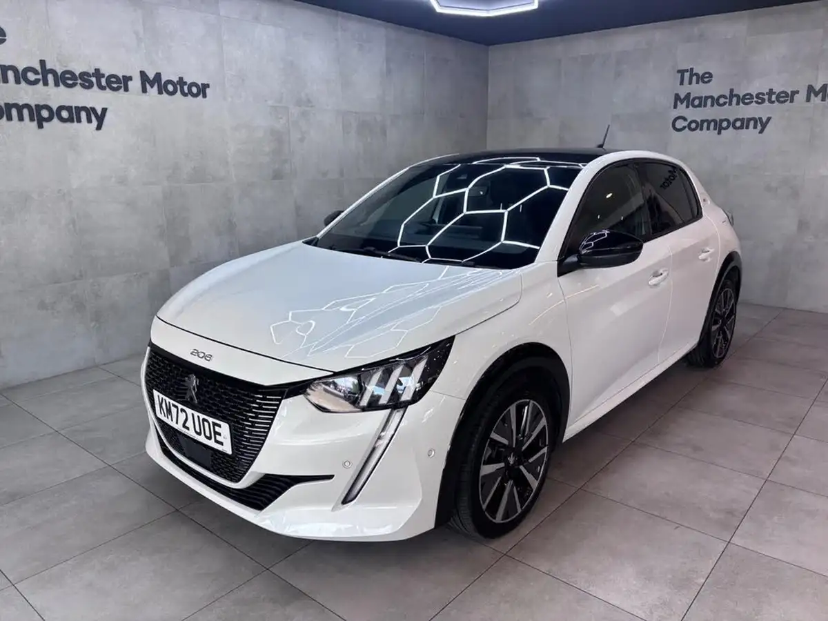 2022-peugeot-208-12-puretech-gt-100ps-big-1