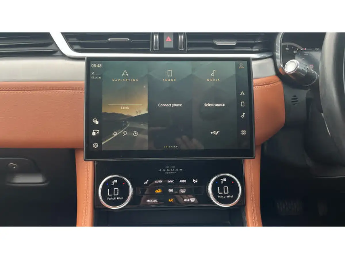 2021-jaguar-f-pace-20-d200-r-dynamic-s-mhev-big-13