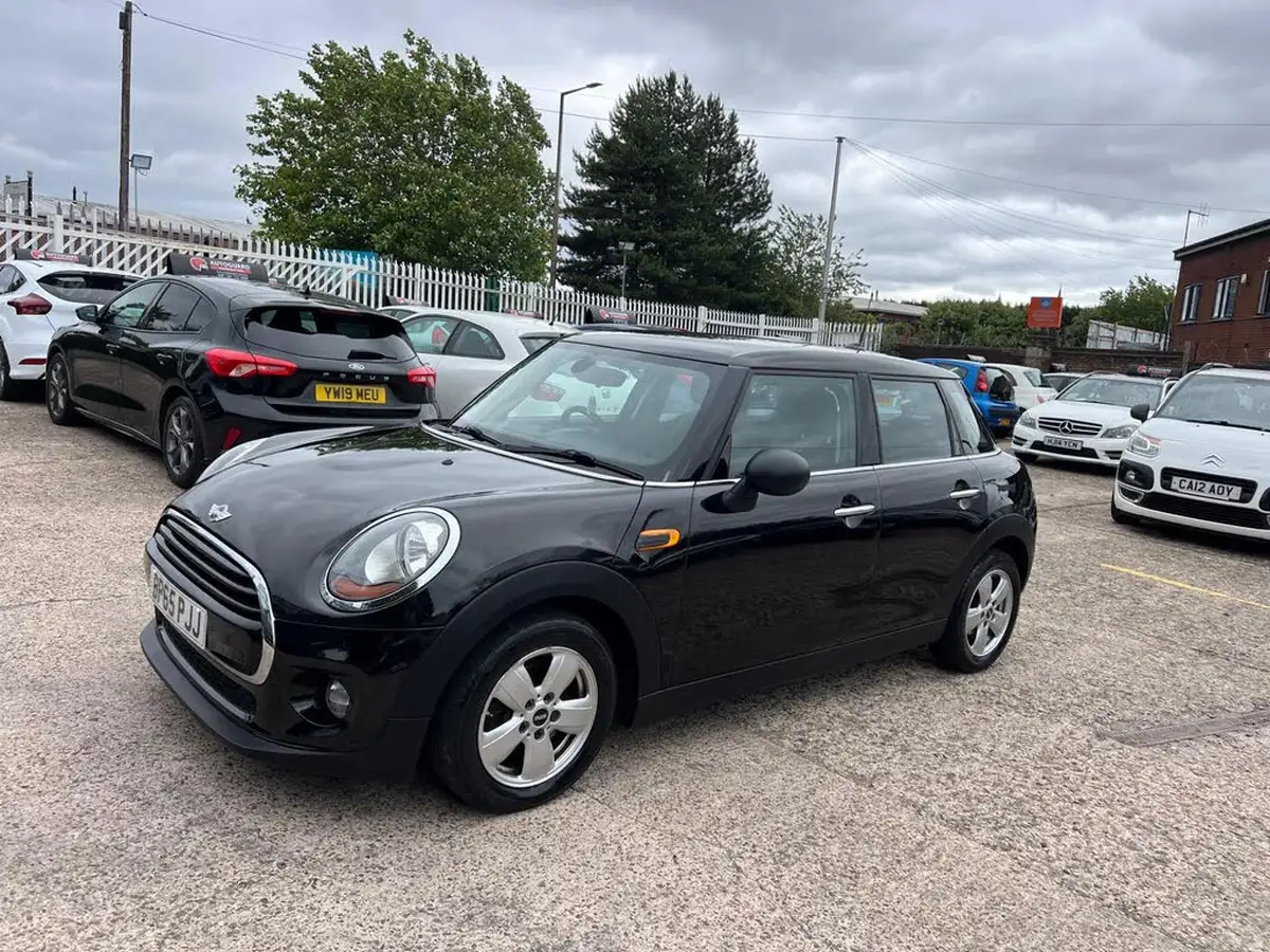 2016-mini-cooper-15td-cooper-d-ss-hatchback-5d-big-9