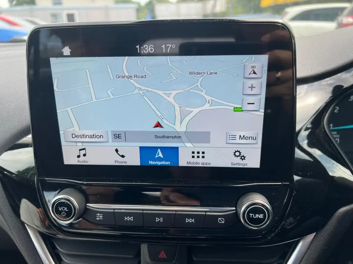 2018-ford-fiesta-11-ti-vct-zetec-5d-big-21