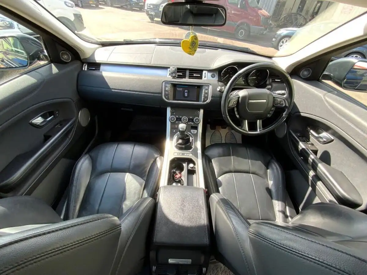 2016-land-rover-range-rover-evoque-20td4-se-ss-big-1