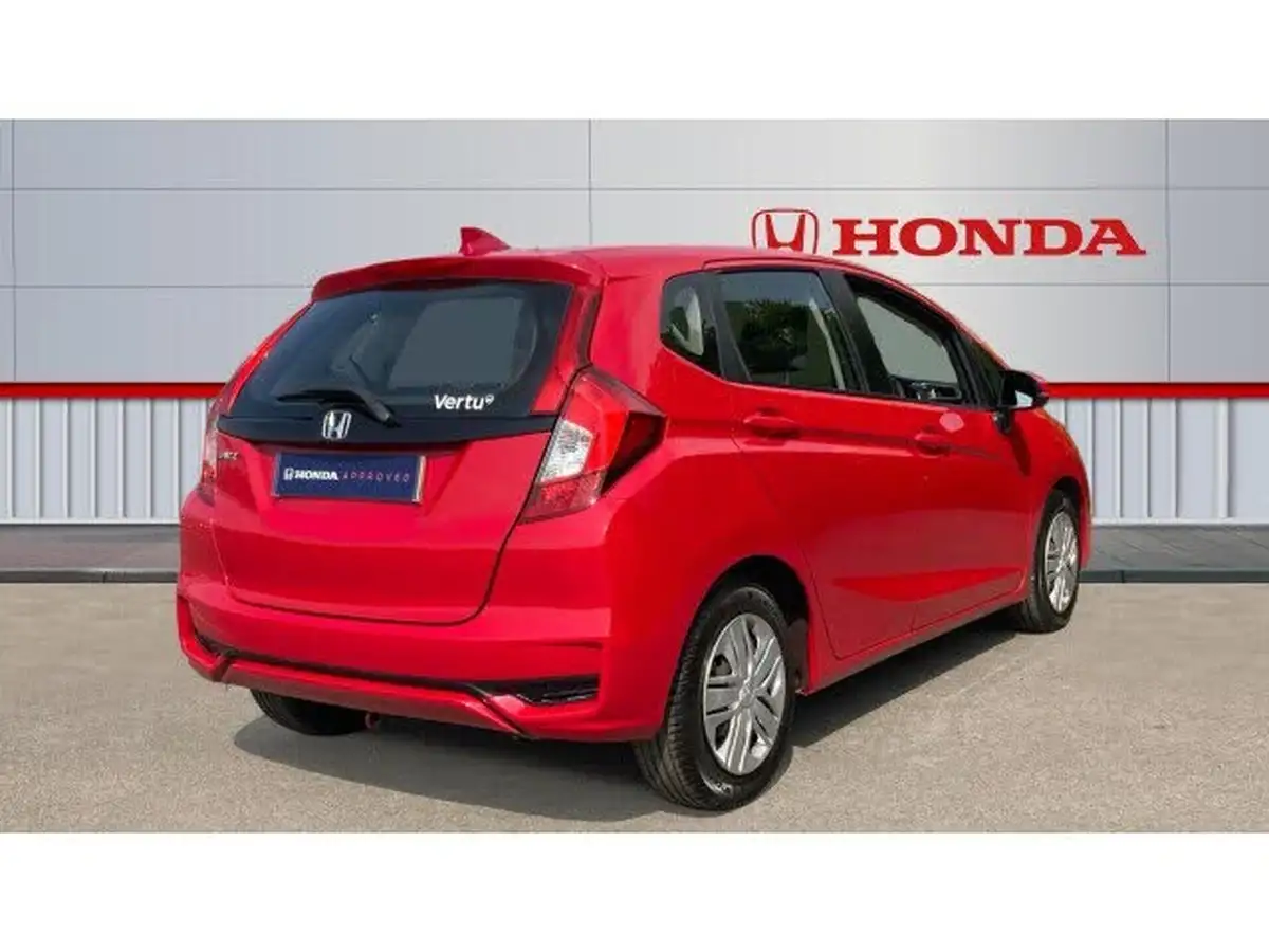 2018-honda-jazz-13-i-vtec-s-big-11