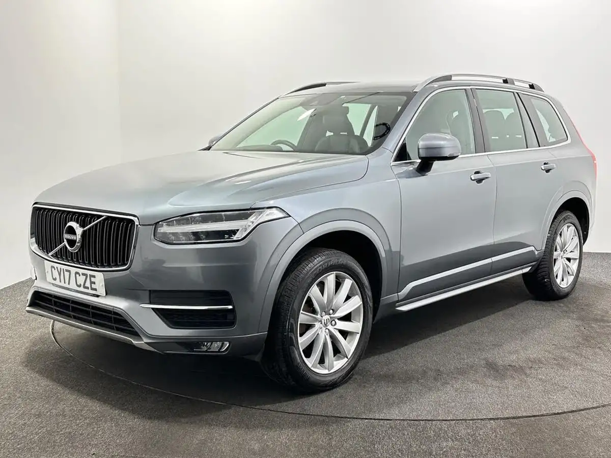2017-volvo-xc90-20td-d5-momentum-awd-auto-big-3