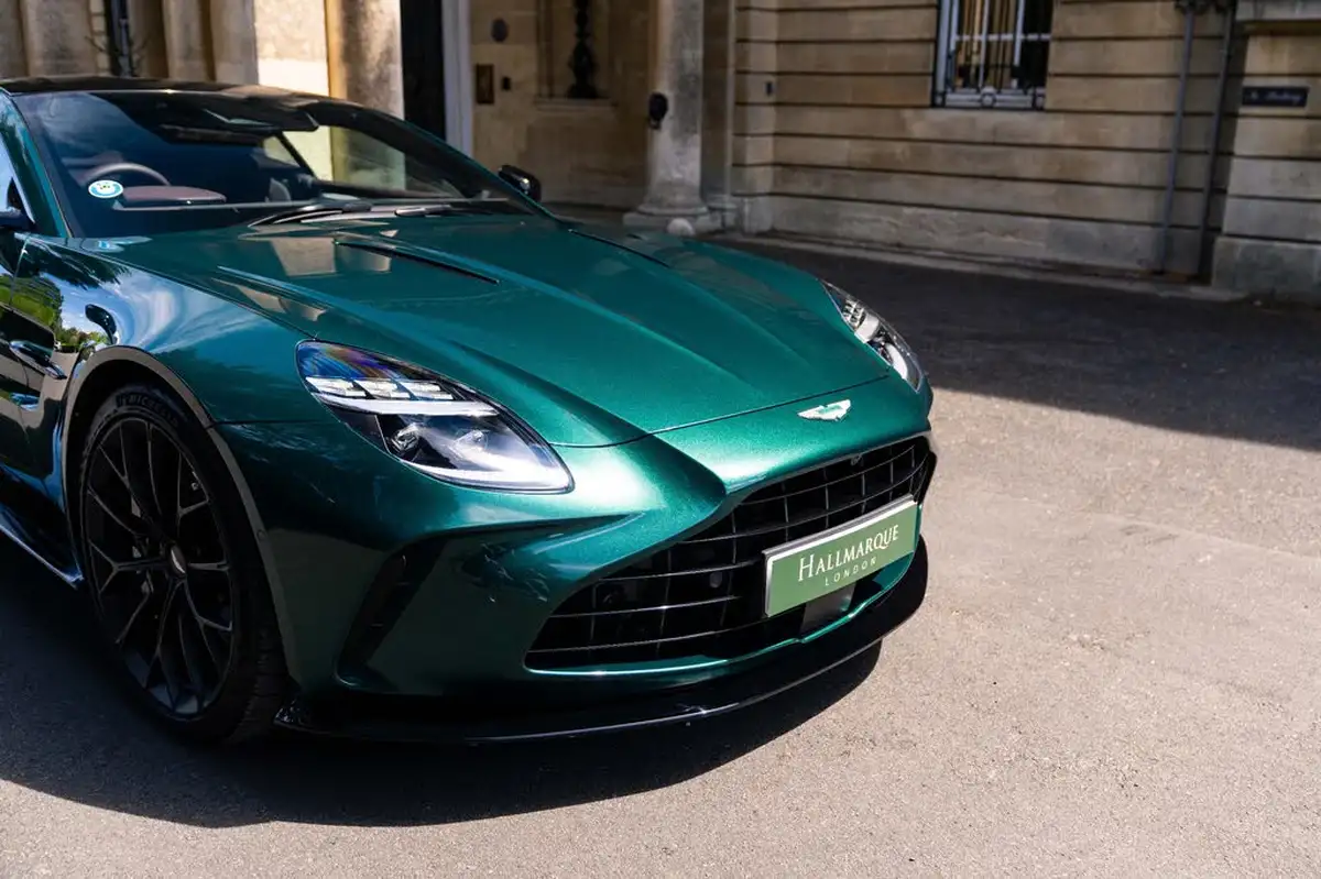 2024-aston-martin-vantage-big-3