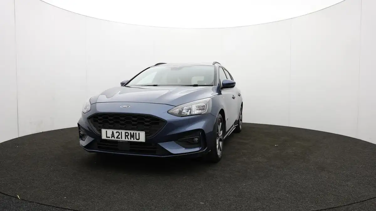 2021-ford-focus-15-st-line-estate-big-58