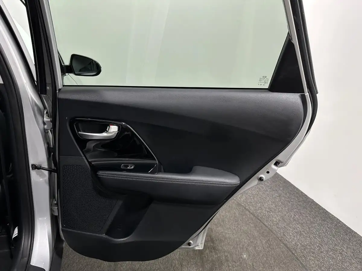 2021-kia-niro-16-gdi-2-big-39
