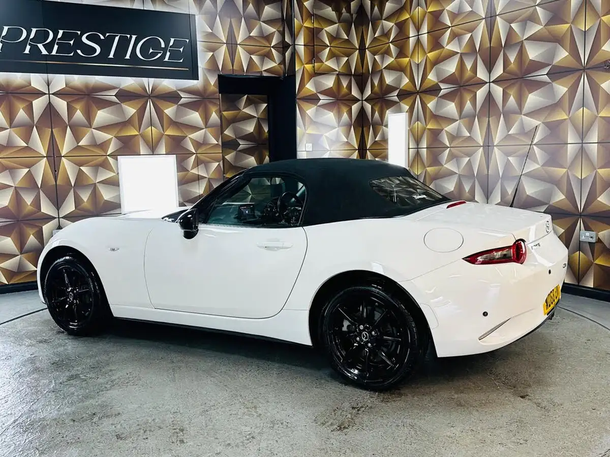 2018-mazda-mx-5-15-se-l-nav-convertible-big-14