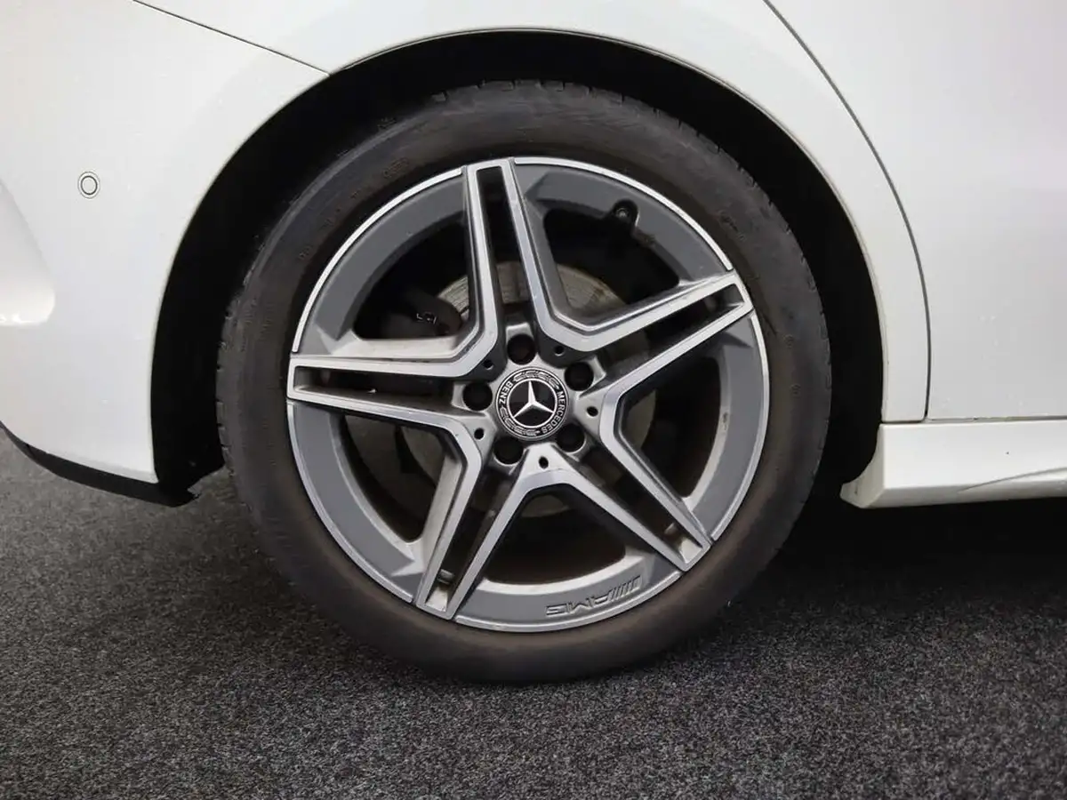 2020-mercedes-benz-b-class-13-b200-amg-line-premium-plus-big-6