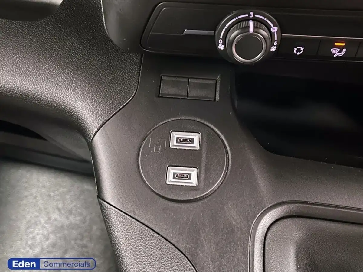 2024-vauxhall-combo-15cdti-prime-100pseu6e-big-21