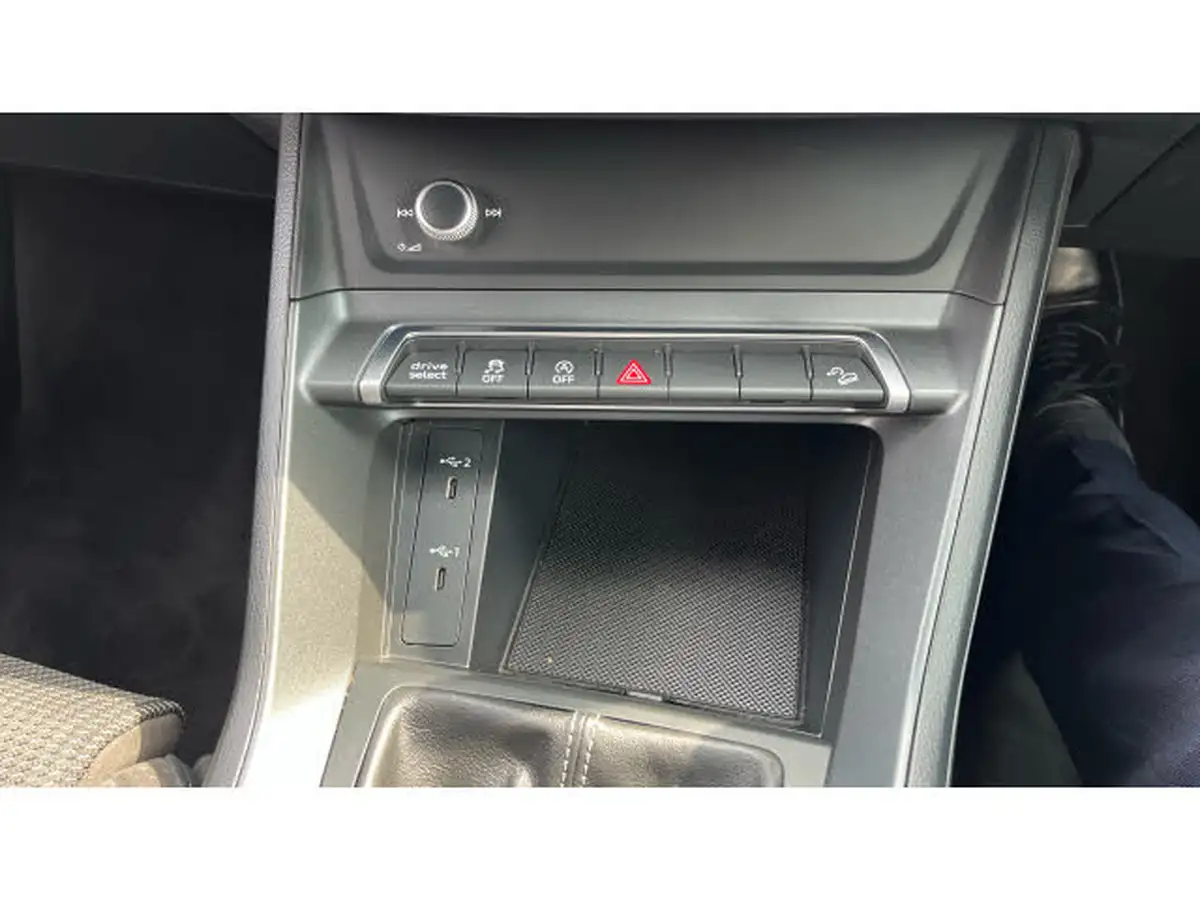 2021-audi-q3-15-35-tfsi-s-line-cod-station-wagon-big-39
