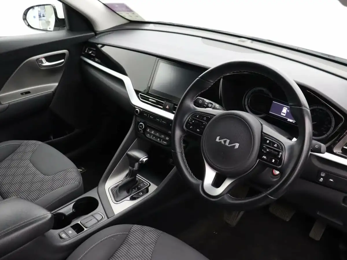 2022-kia-niro-16-gdi-2-139bhp-156kwh-big-16