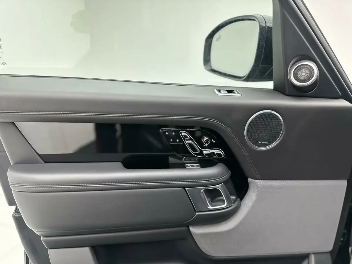 2018-land-rover-range-rover-30v6-sc-vogue-se-big-36