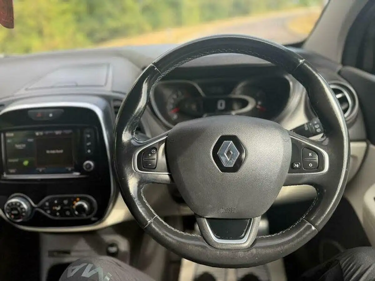 2018-renault-captur-09-tce-gt-line-big-42