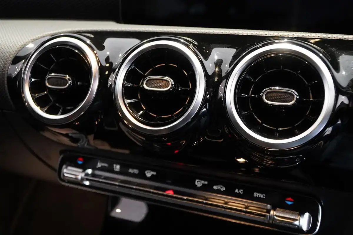 2021-mercedes-benz-a-class-13-a200-sport-executive-saloon-4d-7g-dct-big-24