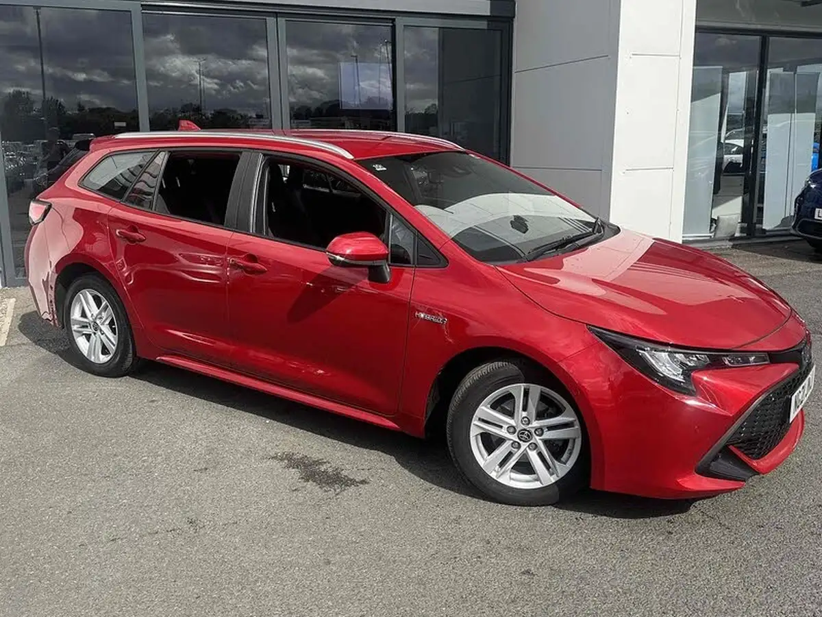 2021-toyota-corolla-18-vvt-i-icon-tech-spare-wheel-touring-sports-5d-big-8