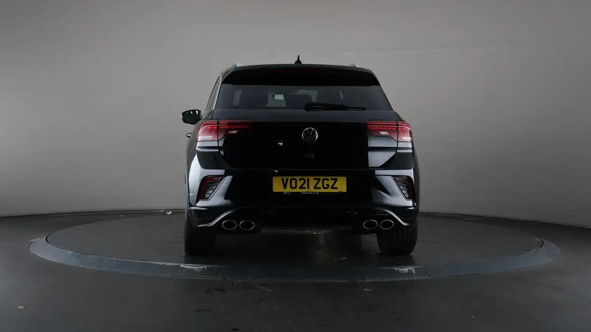 2021-volkswagen-t-roc-20-tsi-r-big-35