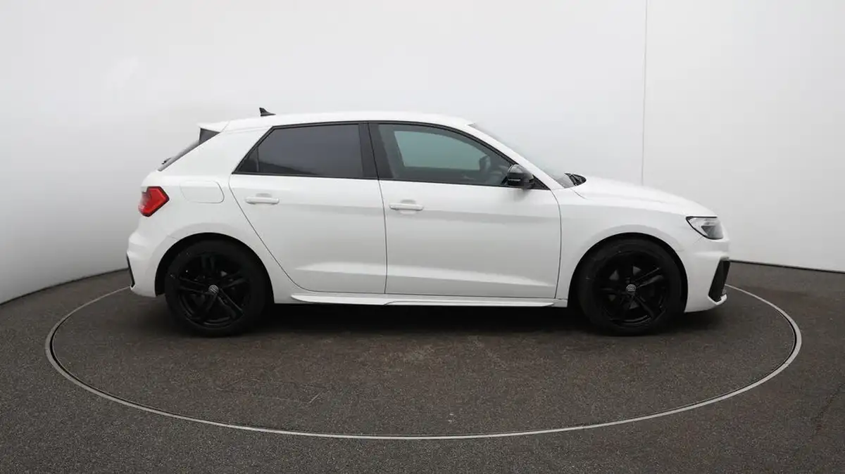 2019-audi-a1-10-30-tfsi-s-line-ss-tronic-big-47