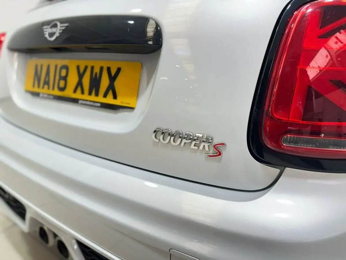 2018-mini-cooper-20-cooper-s-series-ii-ss-hatchback-3d-big-26
