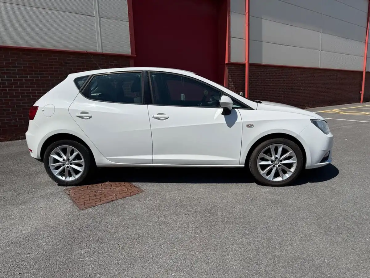 2013-seat-ibiza-14-toca-16v-85ps-hatchback-5d-big-4