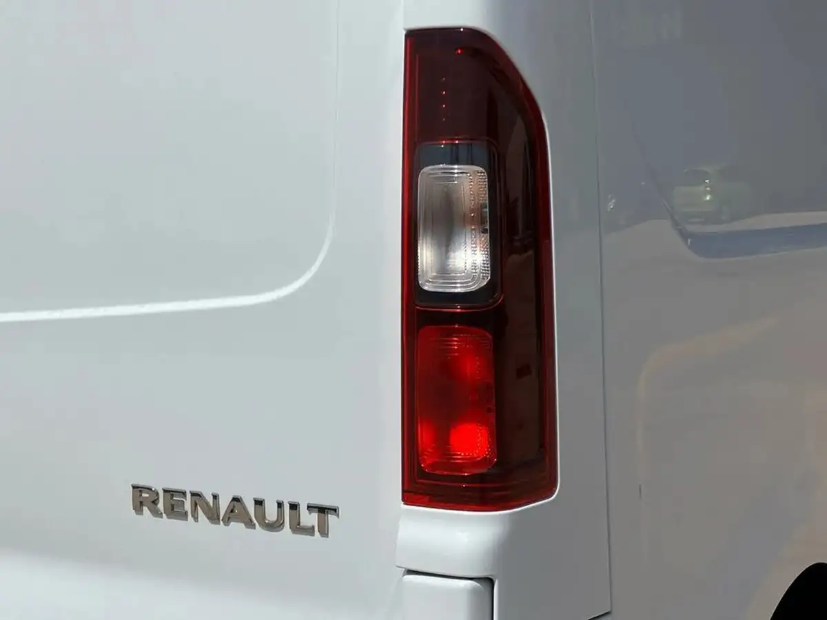 2023-renault-trafic-20dci-sl28-130-business-big-20